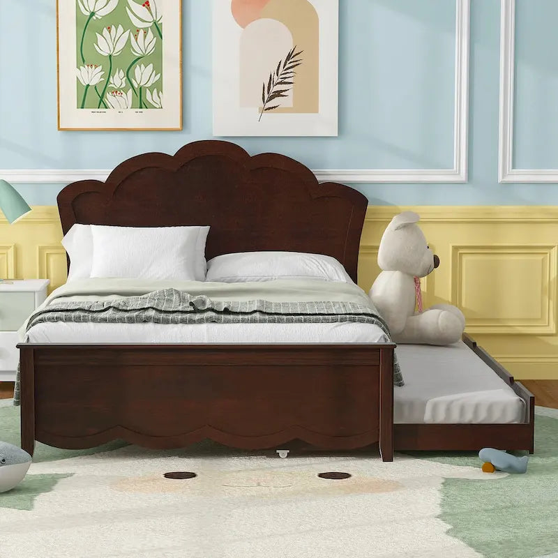Cama de plataforma de madera de tamaño matrimonial con cabecero y cama nido individual